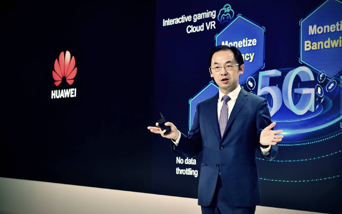 Ryan Ding, presidente de la Unidad de Negocio de Carrier de Huawei, durante su discurso 5G, Bring New Value