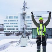 Ericsson acelerará el despliegue de 5G en la banda media con nuevos productos ultraligeros de Massive MIMO y soluciones RAN Compute