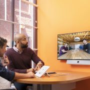 El trabajo híbrido redimensiona las oficinas