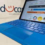 Las aulas de Asturias se digitalizan con los dispositivos Surface de Microsoft