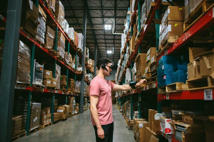 Wearables y robótica: herramientas clave para la modernización de los almacenes