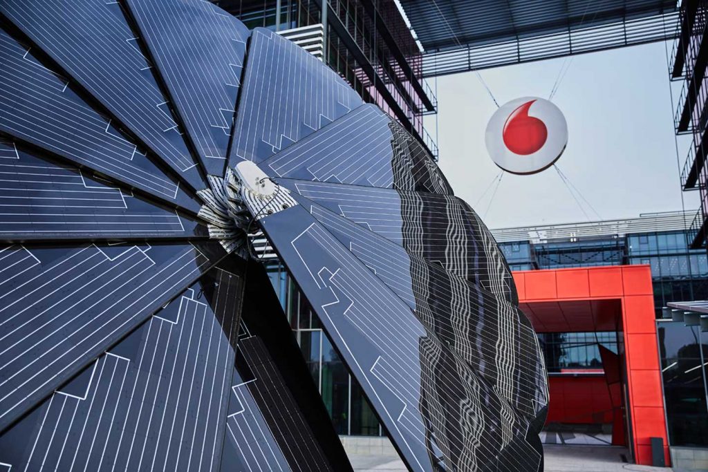 Smart Flower instalada en Vodafone Plaza