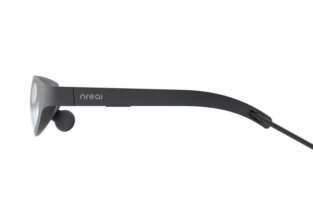 Vodafone crea la primera experiencia de realidad aumentada para particulares con las gafas Nreal Light y su app, Vodafone 5G Reality AR