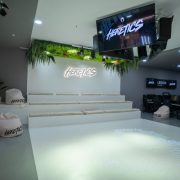 Telefónica, socio tecnológico de Team Heretics en la primera tienda gamer de España