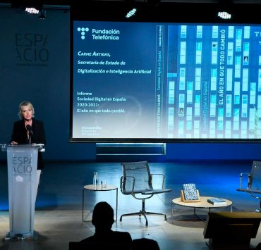 La Sociedad Digital en España 2020-2021: El año en que todo cambió