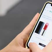 El Corte Inglés y L’Oréal España lanzan un ‘espejo virtual’ de prueba de cosméticos en su web y app
