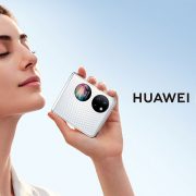 Huawei P50 Pocket Premium Edition
