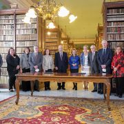 El Gobierno y la Real Academia Española unen fuerzas para impulsar el proyecto LEIA y potenciar el español en el desarrollo de la inteligencia artificial