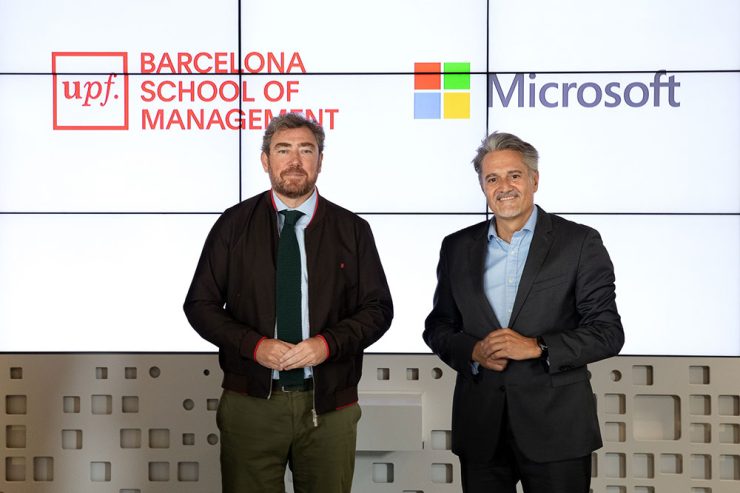UPF-Barcelona School of Management y Microsoft firman un acuerdo de colaboración para impulsar el talento digital y la empleabilidad