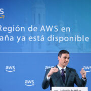 El presidente del Gobierno, Pedro Sánchez, durante su intervención en el acto 'La innovación en la nube como oportunidad para España' organizado por Amazon Web Services.