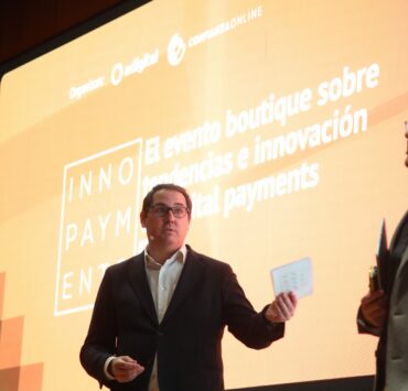 Cesar Tello director general de Adigital junto a Marc Nieto advisor payments fraud para Adigital