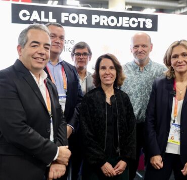 NP El Grupo Renault Atos Dassault Systemes Orange STMicroelectronics y Thales impulsan el reto para investigadores y start ups mundiales IA para la movilidad urbana dotado con 500.000 euros