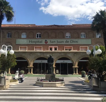 Fachada edificio HSJD 002