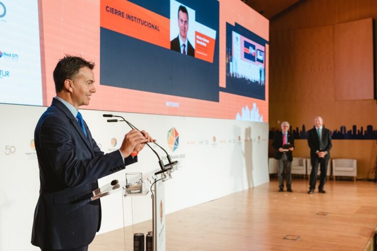 Hector Gomez ministro de Industria Comercio y Turismo AMETIC 2