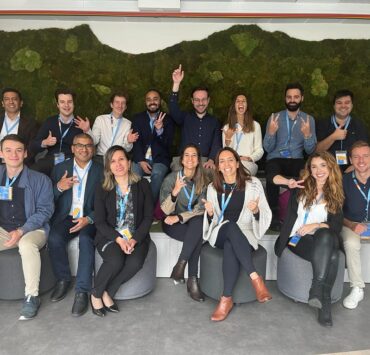Representantes de los 13 proyectos finalistas en los XXI Global eAwards de la Fundacion NTT DATA.