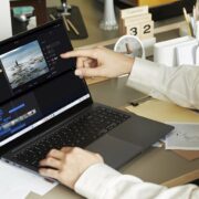 Galaxy Book4 series Lifestyle Image Samsung studio