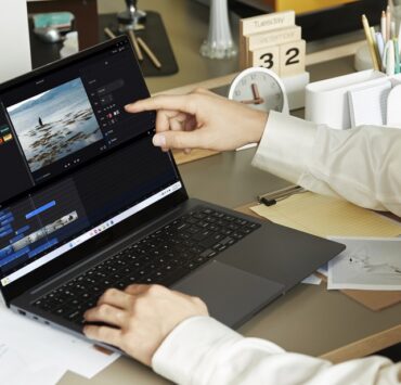 Galaxy Book4 series Lifestyle Image Samsung studio