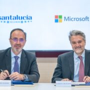 Firma Santalucia y Microsoft