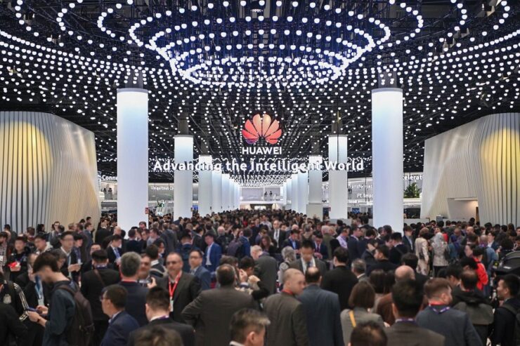 Huawei muestra sus últimas innovaciones para apoyar a los operadores en el primer año del despliegue comercial del 5.5G 10 Huawei MWC2024