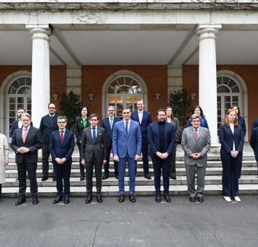 Sánchez se reúne con las plataformas y el sector de las telecomunicaciones para la protección de los menores en el ámbito digital