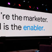 Abrazando la Era de la IA: Estrategias Clave para un Marketing Revolucionario