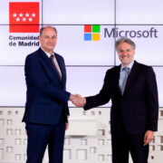 La Comunidad de Madrid y Microsoft firman un acuerdo para impulsar el uso de la Inteligencia Artificial en los servicios públicos