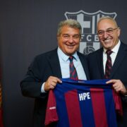 De izq a der. Joan Laporta presidente del FC Barcelona y Antonio Neri presidente y CEO de HPE