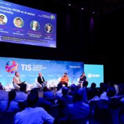 Directivos hoteleros compartiran en TIS2024 el uso de tecnologia para mejorar la experiencia de sus huespedes