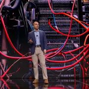 Keynote de Clay Magouyrk sobre IA, velocidad, flexibilidad y seguridad a tu medida con Oracle Cloud: CloudWorld