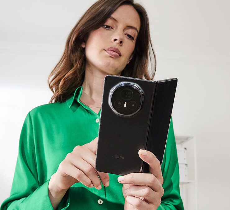 HONOR Magic V3