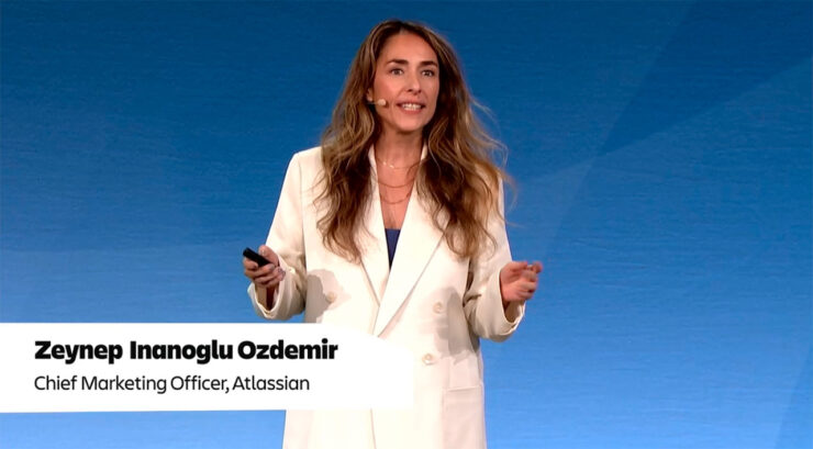 La liberación del conocimiento: Zeynep Inanoglu Ozdemir explora el tercer principio del sistema de trabajo de Atlassian en Team 24 Europe 6 Zeynep Inanoglu Ozdemir, Chief Marketing Officer (CMO) de Atlassian - Team 24 Europe