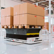 Centro de formación y exposición de robótica móvil autónoma (AMR)