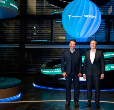 Siemens y Telefónica impulsarán conjuntamente la digitalización de la industria en España