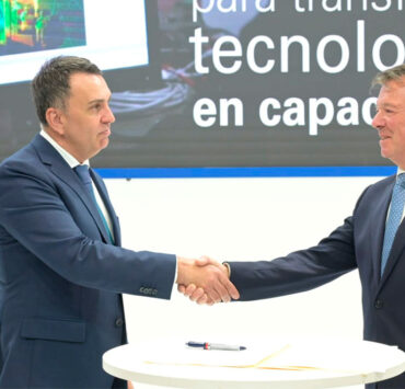 Telefónica implementa tecnología 5G SA en vehículos militares de GDELS-Santa Bárbara