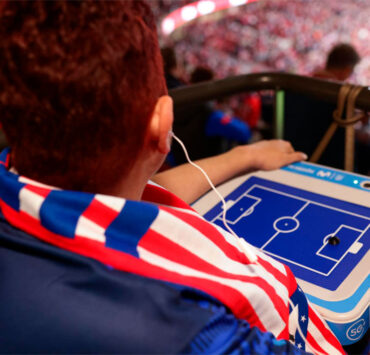 El estadio del Atlético de Madrid incorpora una solución háptica para seguidores con discapacidad visual