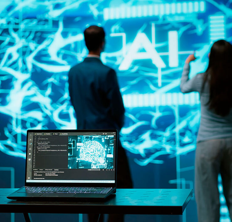 La inteligencia artificial reconfigura equipos y liderazgos en banca y seguros