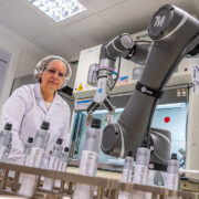 L'Oréal refuerza su papel tecnológico en España con inversiones en I+D, inteligencia artificial y sostenibilidad