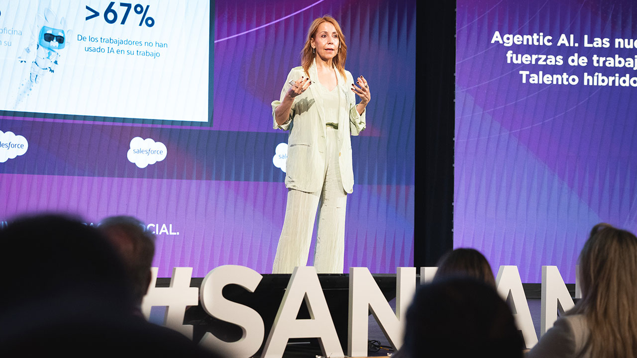 Ana Alonso, vicepresidenta senior para el suroeste de Europa del negocio del sector público en Salesforce