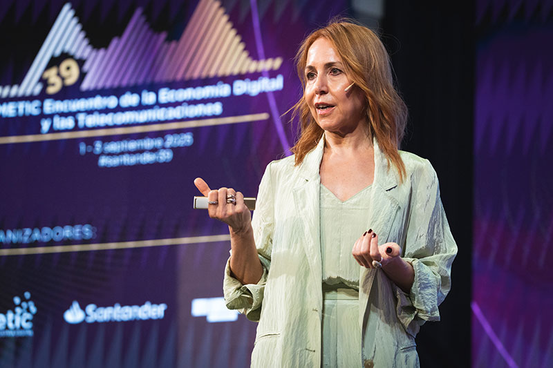 Ana Alonso, vicepresidenta senior para el suroeste de Europa del negocio del sector público en Salesforce