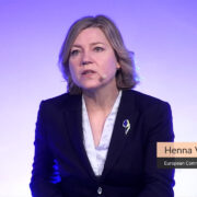 Henna Virkkunen, vicepresidenta ejecutiva de la Comisión Europea responsable de Tecnología, Seguridad y Democracia