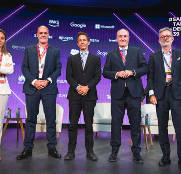 La IA con propósito centra el debate entre rentabilidad, regulación y bienestar social - Santander39 - AMETIC