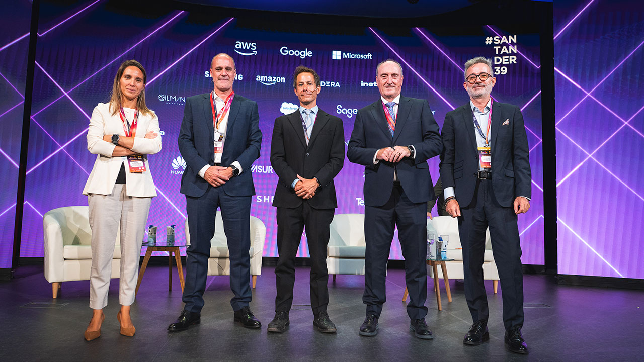 La IA con propósito centra el debate entre rentabilidad, regulación y bienestar social - Santander39 - AMETIC