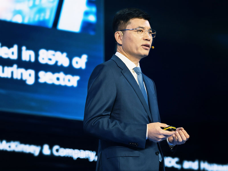 Huawei Connect Europe 2025: inteligencia artificial y sostenibilidad en el centro 5 Leo Chen, Vicepresidente de la Unidad de Ventas para Empresas