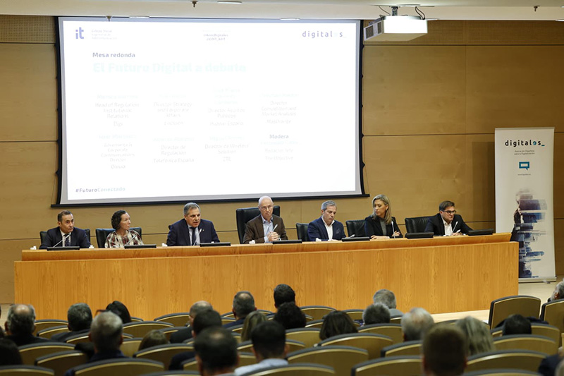 El futuro conectado según DigitalES: inversiones, regulación y resiliencia para la década crítica de la conectividad en España 7 El futuro digital a debate