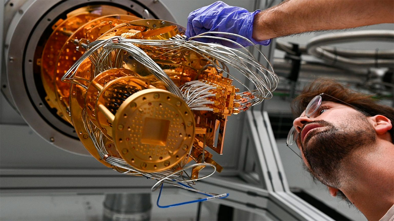 La computación cuántica digital-analógica: la apuesta de Qilimanjaro por un rendimiento cuántico práctico