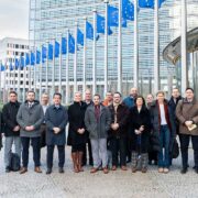 Dieciséis regiones piden a la UE salvar la industria renovable 3 Dieciséis regiones piden a la UE salvar la industria renovable