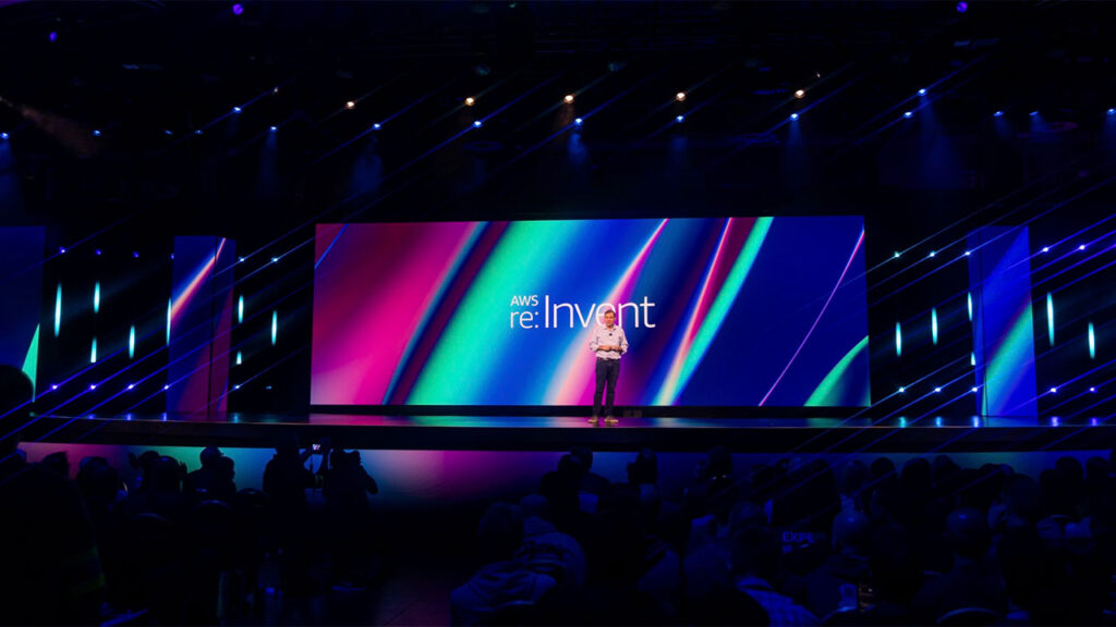 Matt Garman, CEO de AWS - re:Invent 2025 - La Ecuación Digital