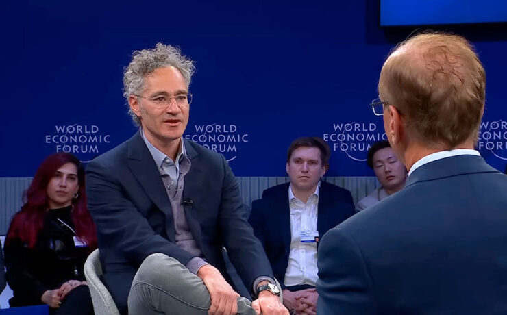 Alex Karp expone en Davos cómo la inteligencia artificial está poniendo a prueba a gobiernos y empresas