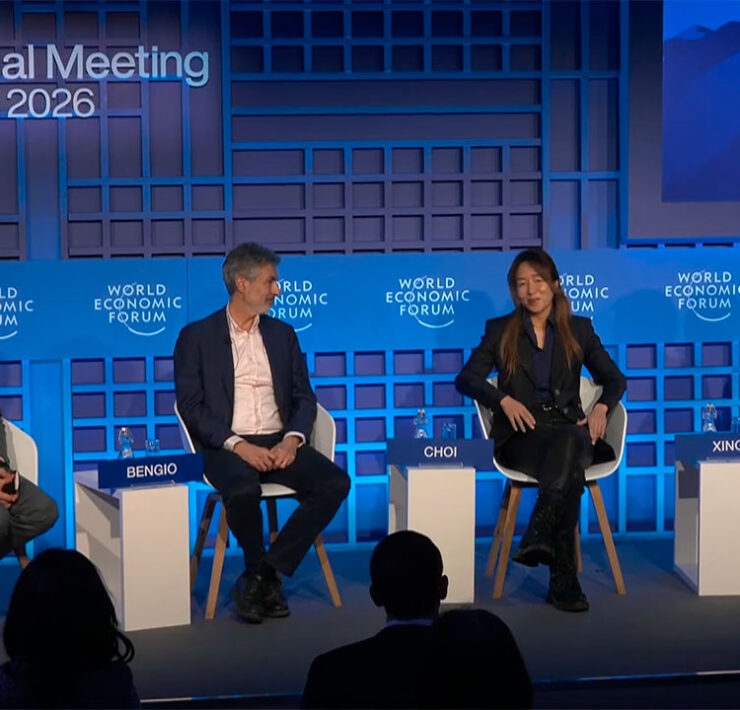 El debate en Davos cuestiona si la inteligencia artificial puede seguir avanzando solo con más datos y más potencia de cálculo