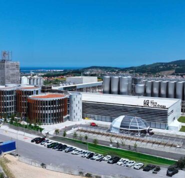 Hijos de Rivera integra inteligencia artificial avanzada para optimizar su modelo de producción industrial